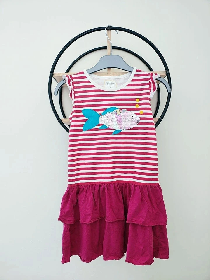 6 ans robe été neuve jamais porté